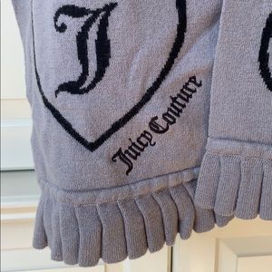 Juicy Couture Accessories - Juicy Couture Gray and Black Scarf Juicy Couture Accessories - Juicy Couture Gray and Black Scarf